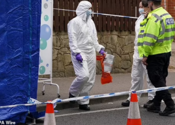 ‘Kam gjakderdhje, më ndihmoni’/ Horror në Angli, gruaja shqiptare masakrohet me thikë nga ish-burri pasi la fëmijët në shkollë