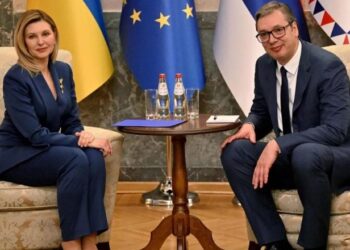 FOTO-LAJM/ Gruaja e presidentit Zelensky takohet me Vuçiçin në Beograd