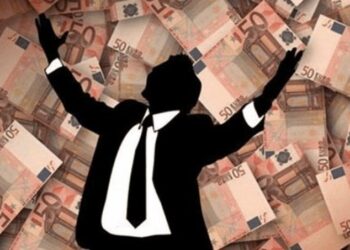 Kush është zyrtari që pastroi 2.1 mln dollarë në prona duke përdorur familjarët?! Skema: S’i tentoi të shpëtojë disa pasuri