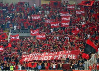 Cila skuadër na intereson të fitojë? Gazetari: Shqiptarët ta harrojnë sot Italinë, të bëjnë tifo për Spanjën