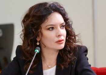 Spiropali thirrje opozitës: Të shohë përtej penxhereve e hekurave, të na bashkohet në Komisionin e Posaçëm