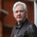 Marrëveshje për pranimin e fajësisë në SHBA, Assange lirohet nga burgu britanik