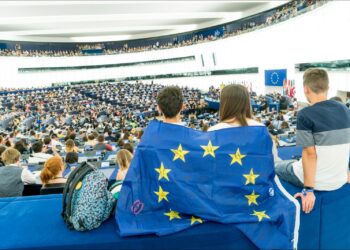 Nisin sot zgjedhjet europiane, si organizohen dhe kush mund të votojë?