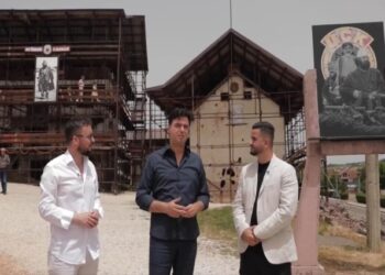 Basha rrëfen bisedën me Bushin për Kosovën: Më tha se “jam qitës më i shpejtë se Putini”