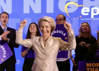 Von der Leyen shpall fitoren e PPE dhe i deklaron “luftë” ekstremit të djathtë e të majtë