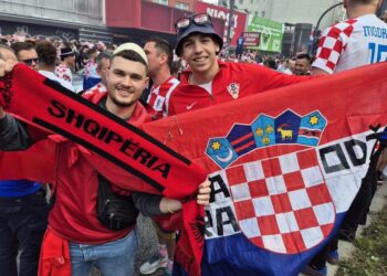 Serbia tërbohet nga ‘vëllazëria’ shqiptaro-kroate, kërcënon se do braktisë Europianin