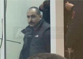 “Reagoi instinktivisht kur pa dy persona të armatosur”, zbardhet dëshmia e avokatit të Paplekajt