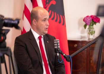Wisner: Stabiliteti dhe lufta kundër korrupsionit, kushtet për tërheqjen e investitorëve amerikanë