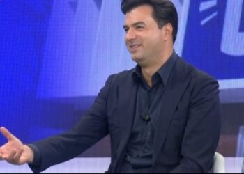 Energjia u ndërpre në gjithë Shqipërinë, Basha: Ka vetëm një emër, korrupsioni dhjetëvjeçar i KESH dhe OSHEE-së