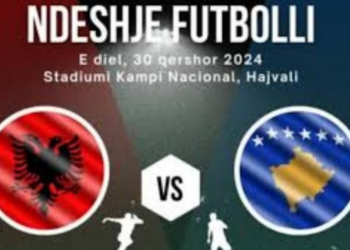 Shqipëria dhe Kosova përballen në fushë, deputetët “sfidojnë” njëri-tjetrin në futboll, mister formacionet