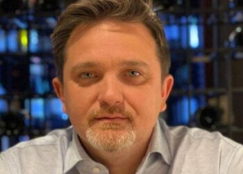 “Të erdhi inat që s’more 100 mijë euro”/ Ja si u përgjigjet Juli ndjekësve: Flini rehat…!