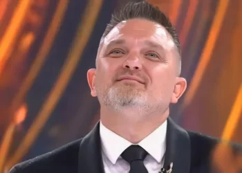 FOTO/ “Miku më besnik!”/Juli bën tatuazhin e veçantë: Më dha zë përtej mureve të shtëpisë së BBV …