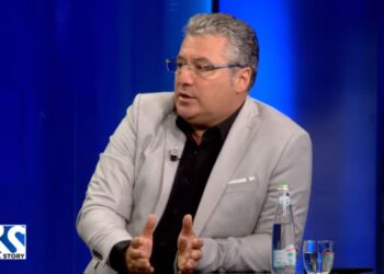 Basha, ish-kryetari i padukshëm/ Minxhozi: Hemorragjia nga grupimi i Bashës, e hershme. Vetë i zoti i shtëpisë s’e donte vulën