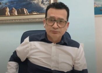 Spahiu: Berisha firmosi pro Iranianëve por del kundër afrikanëve! Analiza që bëri Rai me marrëveshjen e emigrantëve dhe trafikun e drogës, e palogjikshme