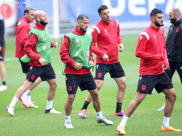 “Legjionarët” mbyllin përgatitjet për sfidën ndaj Kroacisë, Sylvinho mban sekret formacionin dhe skemën