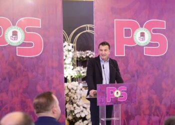 “Kavajën do ta rikthejmë në familjen socialiste”, Veliaj: Ata që digjnin dikur vendin, sot djegin njëri-tjetrin