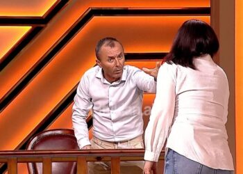 Tronditet martesa 30-vjeçare, burri ‘verbohet’ nga mesazhet: Gruaja më tradhton, kam emra!