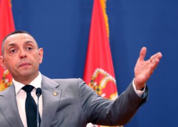 Vulin: S’ka vend për Serbinë në BE edhe nëse heqim dorë nga Kosova