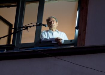 Pasi mori vulën, Berisha thirrje deputetëve që mbështesin Bashën: U votuat prej logos së PD, vendi juaj është te…!