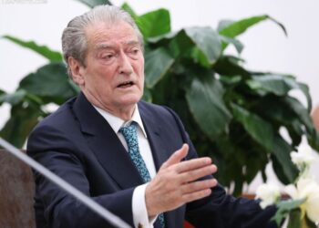 Akuza e rëndë/ Meçe: Lazarati prodhonte 900 ton hashash në vit! Noka, Basha, Berisha menaxhonin kartelin e drogës