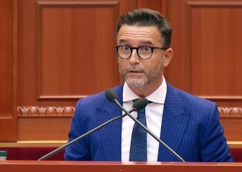 ‘Euro 2024’, Braçe denoncon skemën e transmetimit: Bashkitë janë ndaluar të shfaqin ndeshjet në sheshe, iu kërkohet para…