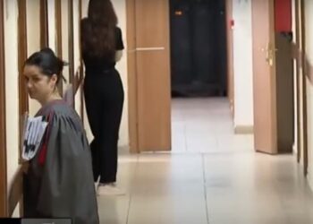 Emri/ Në pranga prej ushqimit: Stafi i PD e denoncoi për krim elektoral, rezultoi se po shpërndante ushqim për iftar