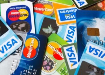 78% e shqiptarëve në moshë të rritur kanë llogari bankare