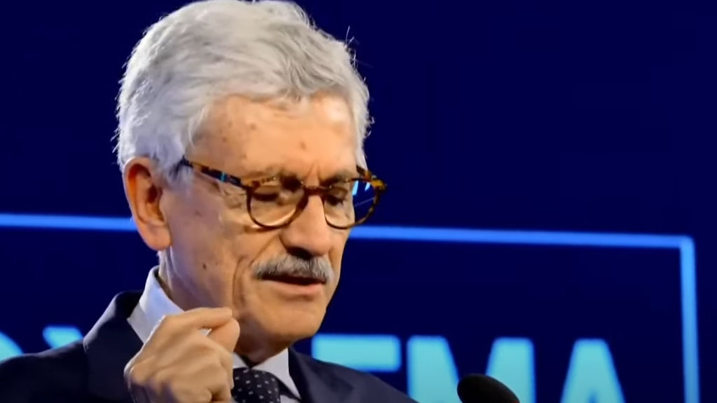 “Frikë se Rugova do ishte kundër bombardimeve të NATO”, D’Alema tregon telefonatën me Clinton