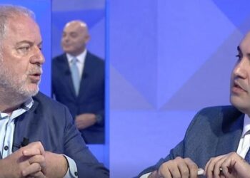 “Burrë i poshtër Ahmetaj!”, Këlliçi përplaset me Haxhiun: E tradhtoi se ka fol…