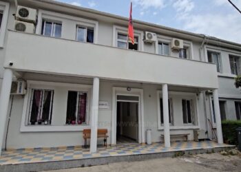 Hapen 15 qendra shëndetësore nga Divjaka në Ksamil: Shërbim 24 orë për turistët