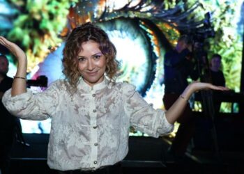 FOTO/ “Më hanë duart për…”, pasi fitoi çmimin e madh në BBA, Egla do jetë në Grande Fratello? Aktorja ngre dyshime