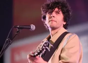 Grabitet shtëpia e Ermal Metës, reagimi epik i këngëtarit: Njoftim për hajdutët që thyen derën time…!