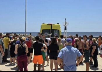 Emri/ Tragjedi në Greqi, mbytet në det fëmija shqiptar, si pasojë e detit të trazuar. Nëna nuk…!