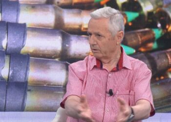 Shqipëria do prodhojë armë, inxhinieri ushtarak: Duhen 14 kg çelik vetëm për prodhimin e 1 automatiku