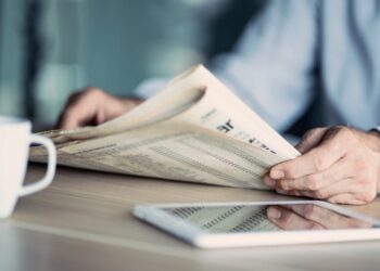 Studimi: Më shumë njerëz po i shmangen lajmeve