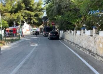 Qëlloi me armë zjarri recepsionistin e zhduku trupin, gjendet e braktisur në Sarandë makina me targa angleze e autorit