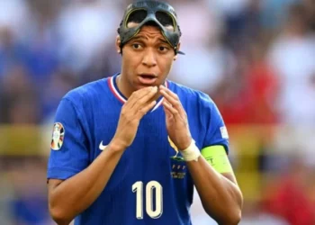 VIDEO/ Ndeshja midis Francës e Polonisë ndahet në ‘paqe’, penalltia e Levandoskit i ‘vjedh’ vendin e parë “Gjelave”