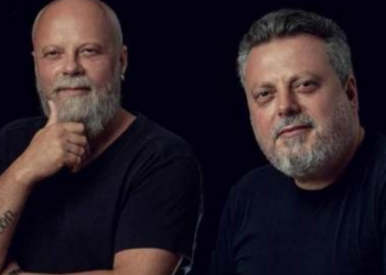 “S’kemi asnjë kujtim me të, asnjë foto”, Endri e Stefi Prifti njoftojnë humbjen e babait dhe zbulojnë historinë e trishtë: Na rriti nëna…!