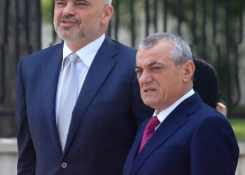 PS e Nanos apo e Ramës? Analiza e Gramoz Ruçit: Edi të vazhdojë me këtë vizion, ambicie e energji