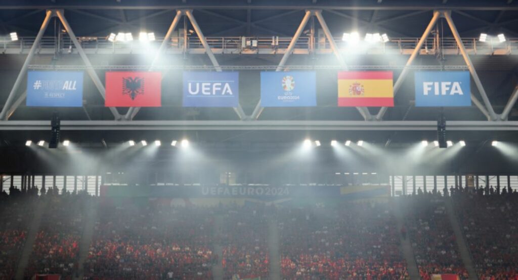 UEFA gjobit FSHF-në me 86.500 Euro pas incidenteve nga tifozët në ndeshjen me Spanjën