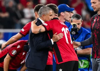 Sylvinho drejt largimit, trajneri reagon nga Porto: Jam me pushime, do flas me stafin pas një jave