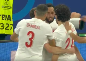 VIDEO/ Turqi-Çeki: Shpërthen festa turke, Calhanoglu kalon në avantazh skuadrën e Montellës
