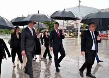 Financim nga Bashkia e Tiranës, Veliaj inspekton punimet për ndërtimin e sheshit “Skënderbej” në Tuz të Malit të Zi: Të gatshëm të ndihmojmë më shumë