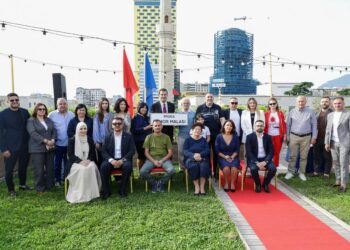 Një rrugë në kryeqytet merr emrin e Tomor Malasit, ish-kryebashkiakut të parë të Tiranës, Veliaj: Simbol i vlerave! U rreshtua në anën e duhur të historisë, jo të partisë