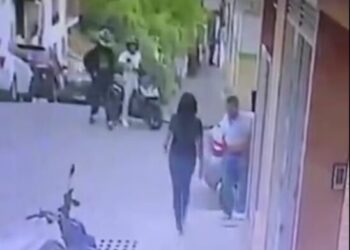 FOTOT/ Momenti tragjik: 24 vjeçarja ekzekutohet brenda biznesit të saj. Ja detajet