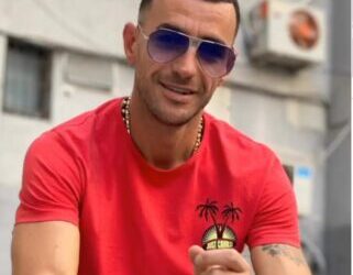 Stresi shpërthen ndaj ndjekësve, këngëtari: Nuk guxon njeri të…