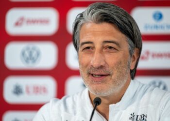 Trajneri i Zvicrës optimist para Anglisë: Ekipi është gati për një ndeshje të madhe