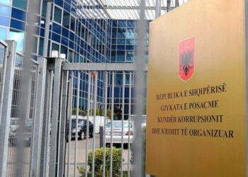 Vepronin si grup i strukturuar kriminal! SPAK çon për gjykim 4 personat që trafikonin emigrantë