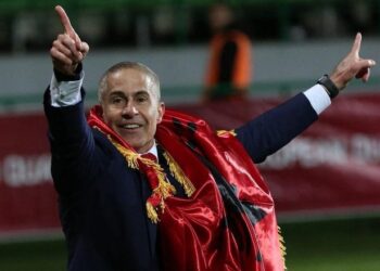 Sylvinho do të vijojë të drejtojë kombëtaren shqiptare, tekniku arrin akordin me FSHF-në