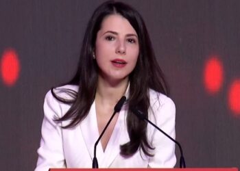 “Prokurime me inteligjencë artificiale”, ministrja Pirdeni: Fokus lufta ndaj korrupsionit, nisëm konsultimet për…